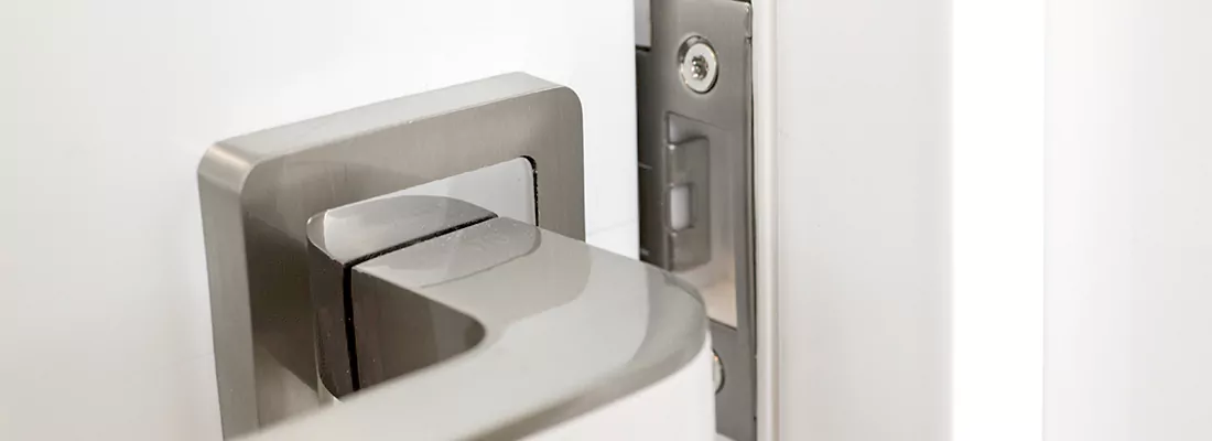 Seamless Integration of Magnetic Locks with Access Control Systems in Parkland, FL
